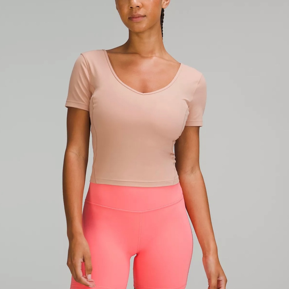 lululemon athletica Nude Pink Short Sleeve Tee